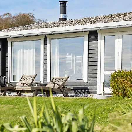 Stunning In 奥本罗